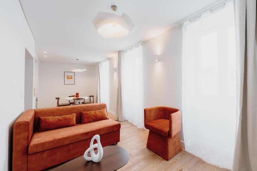 Orange House - Beautiful Two-bedroom 1d Appartement *