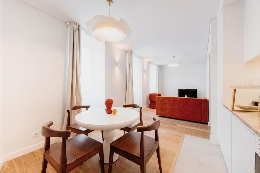 Orange House - Beautiful Two-bedroom 1d Appartement